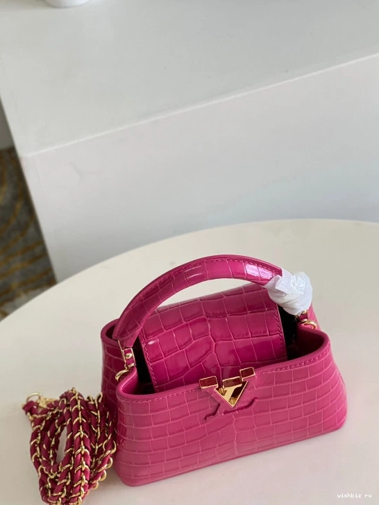 WIS CAPUCINES LOUIS VUITTON MINI 1006